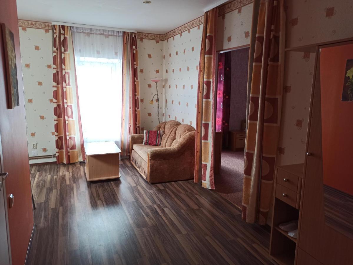 Central Hotel Narwa Zewnętrze zdjęcie