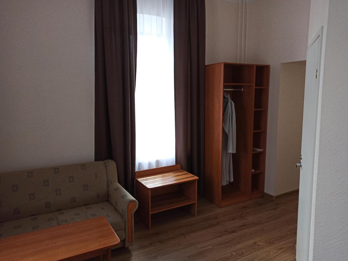 Central Hotel Narwa Zewnętrze zdjęcie