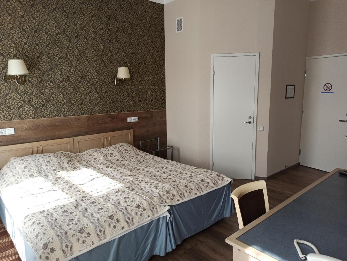 Central Hotel Narwa Zewnętrze zdjęcie