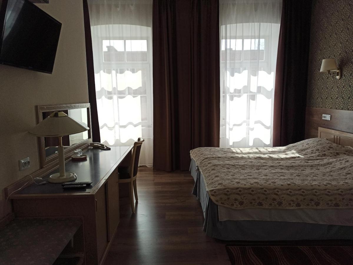 Central Hotel Narwa Zewnętrze zdjęcie