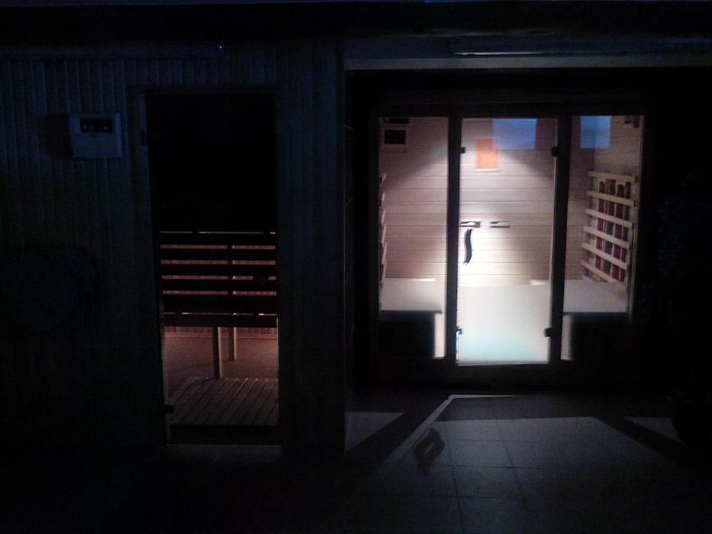 Central Hotel Narwa Zewnętrze zdjęcie